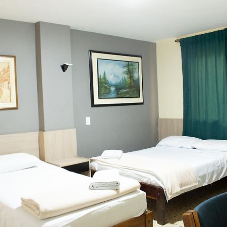 Hotel Caldas Plaza Εξωτερικό φωτογραφία