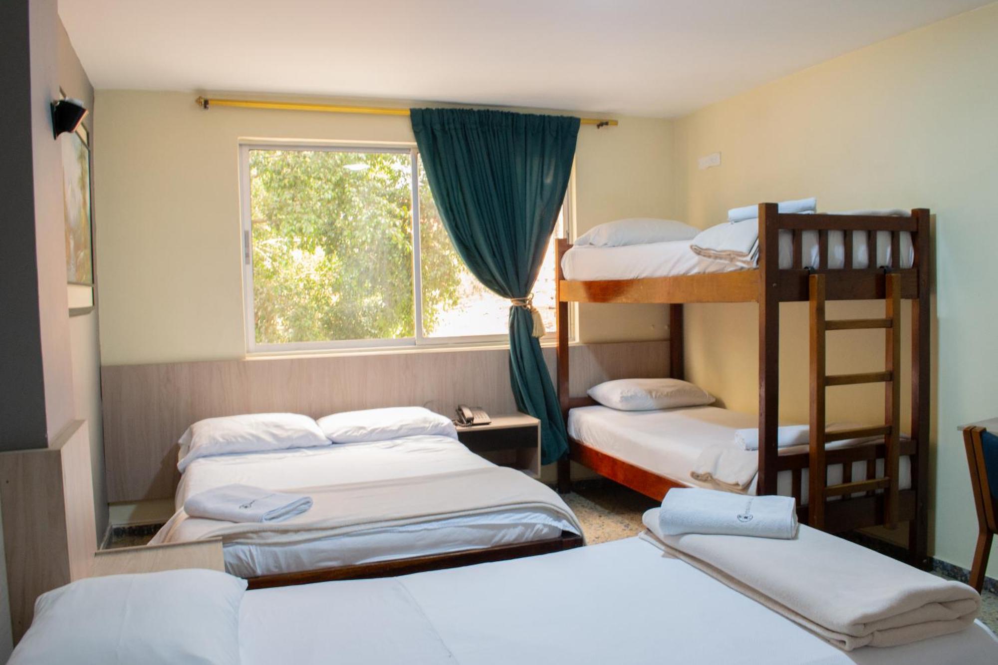 Hotel Caldas Plaza Εξωτερικό φωτογραφία